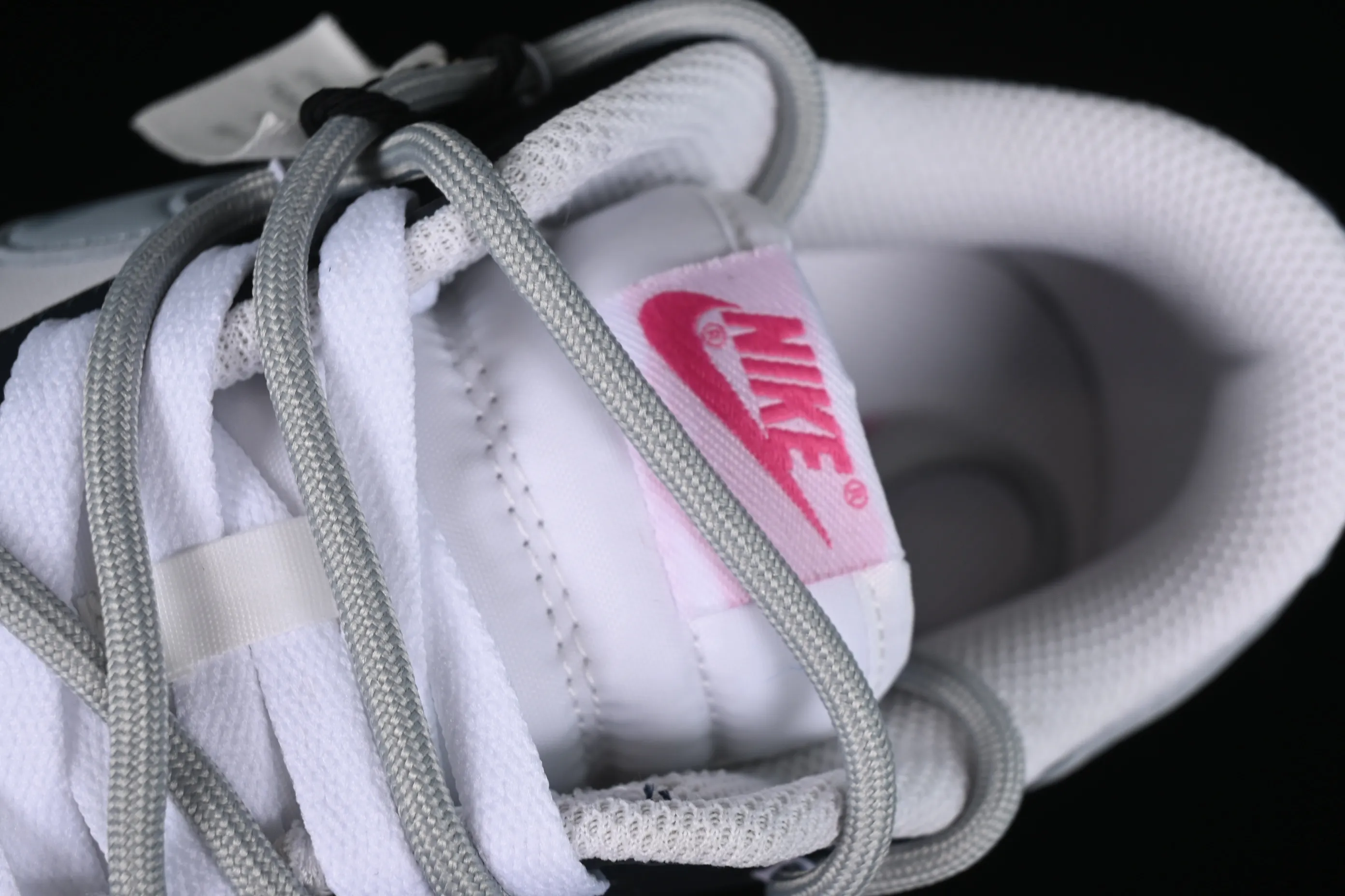 All categories Nk SB Dunk series Nk SB Dunk Low low-top sneakers Nk Dunk Low Retr niche graffiti SB strap low-top casual sneakers FB9109-401